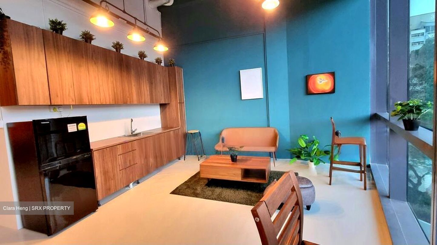 Woods Square (D25), Office #471641791